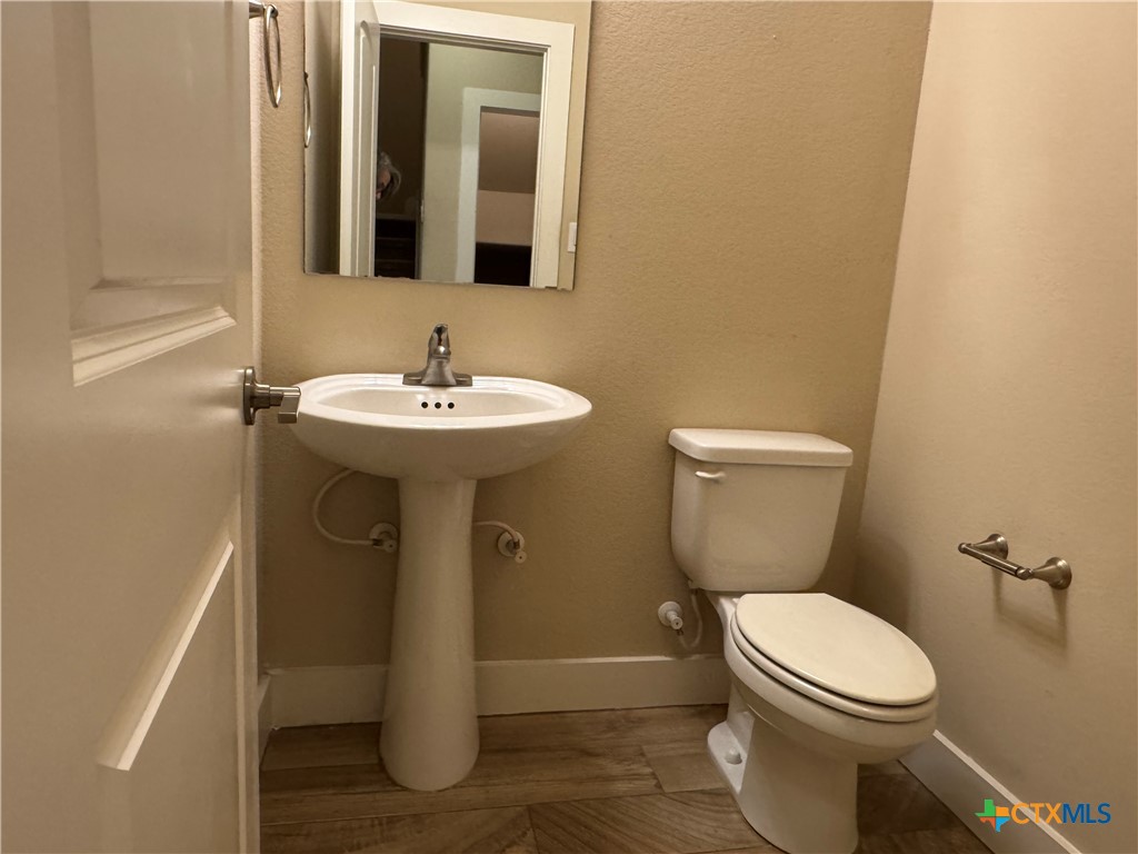 523 High Tech Drive Property Photo 5