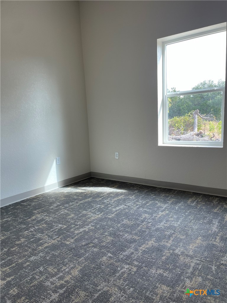 10378 Oakalla Road Property Photo 11