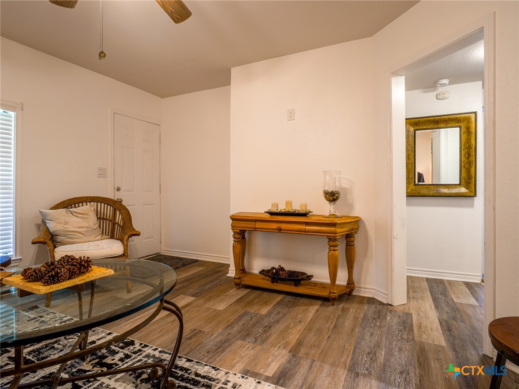 103 N Avenue Q Property Photo 7