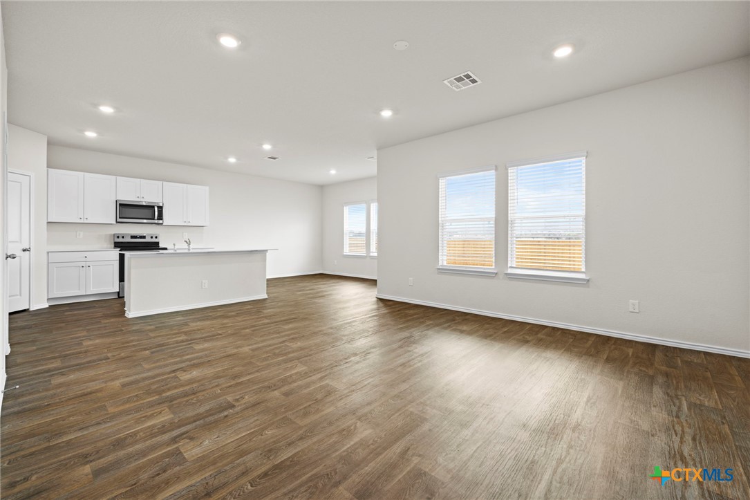 1596 Agave Cellar Property Photo 3