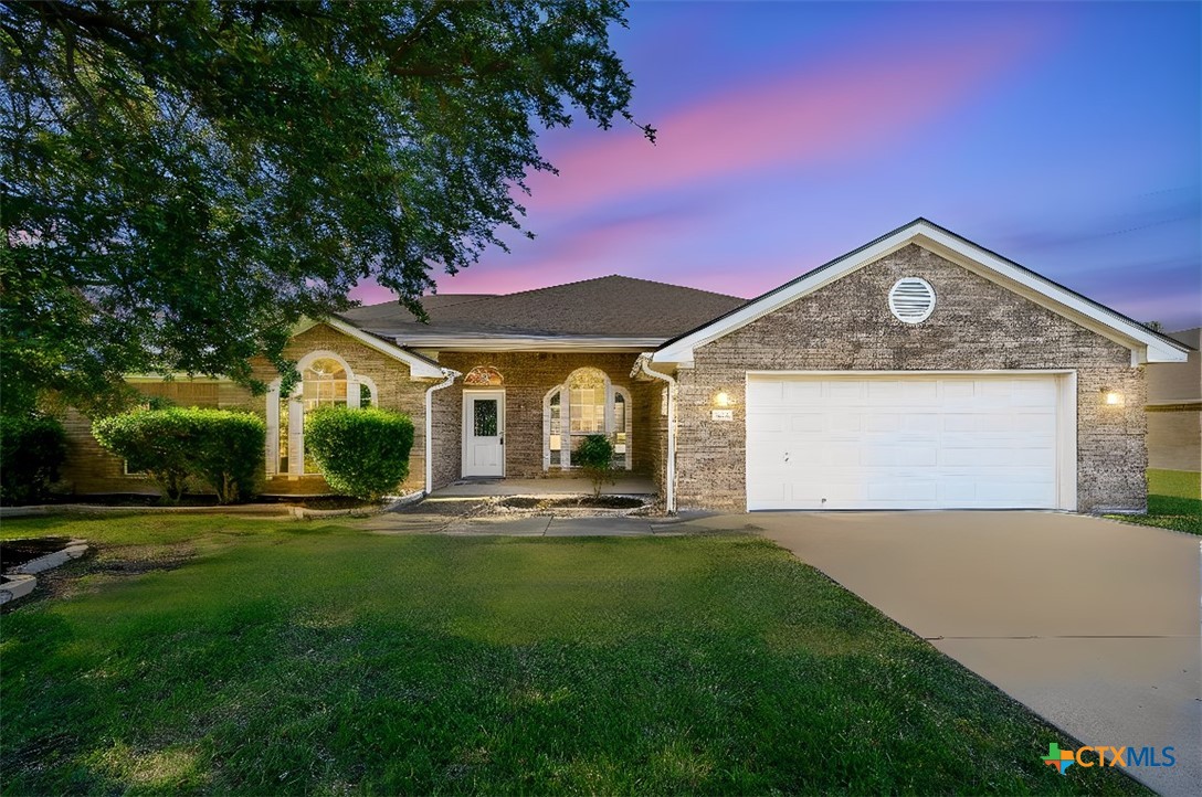 404 Wrought Iron Drive Property Photo 1