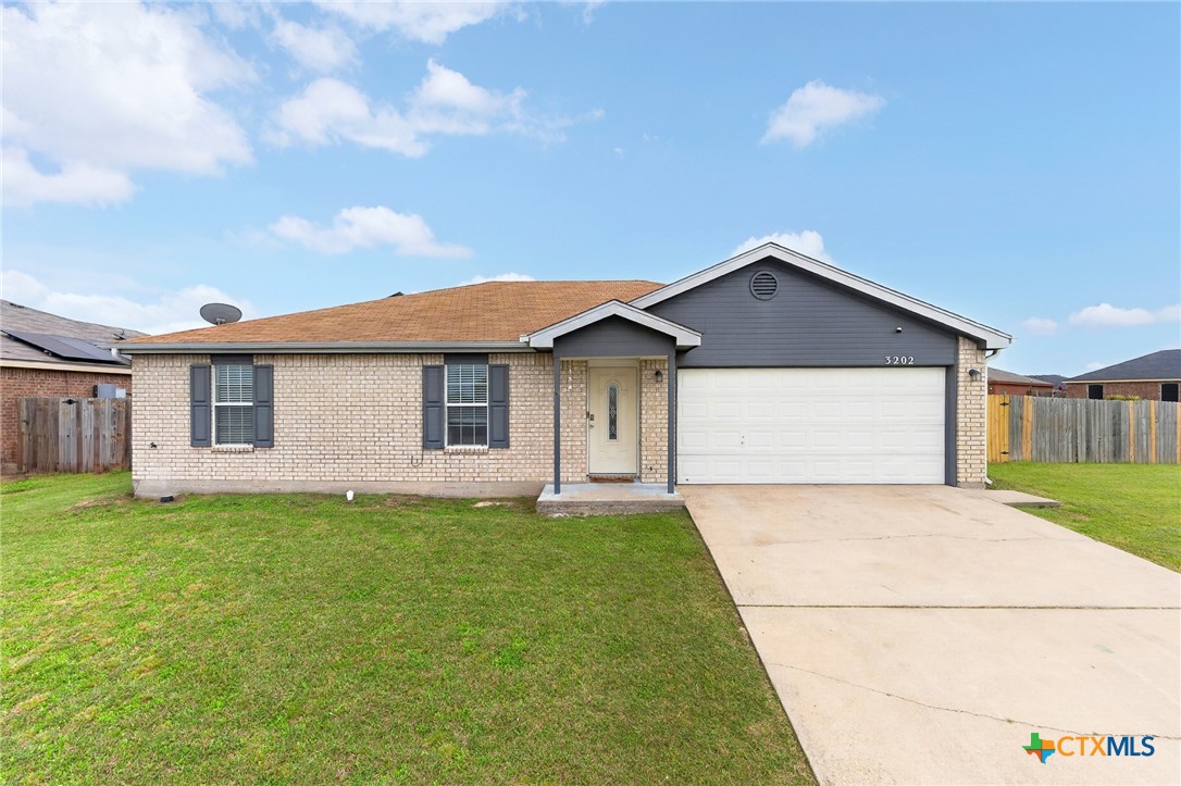 3202 Tom Lockett Drive Property Photo 1