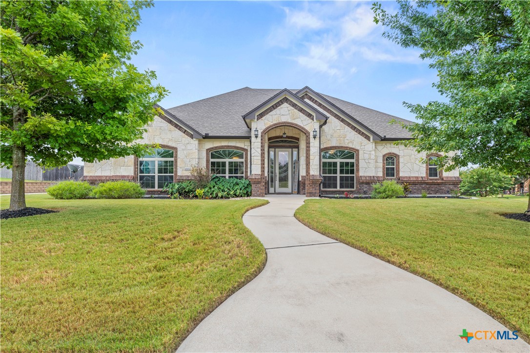 4906 Deerwood Loop Property Photo 1