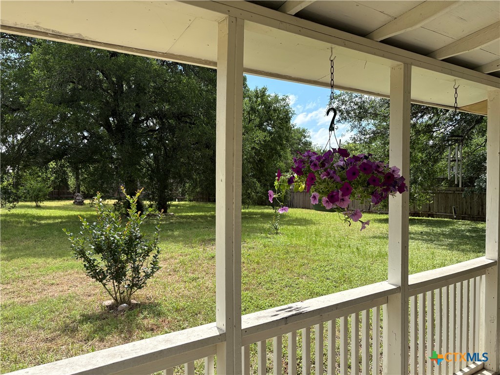 113 Deer Springs Dr. Property Photo 3