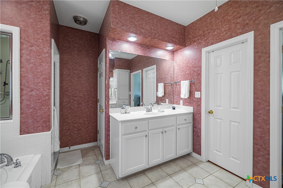 230 Dewberry Lane Property Photo 19