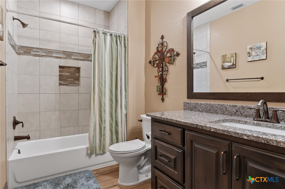 412 Farmstead Drive Property Photo 35