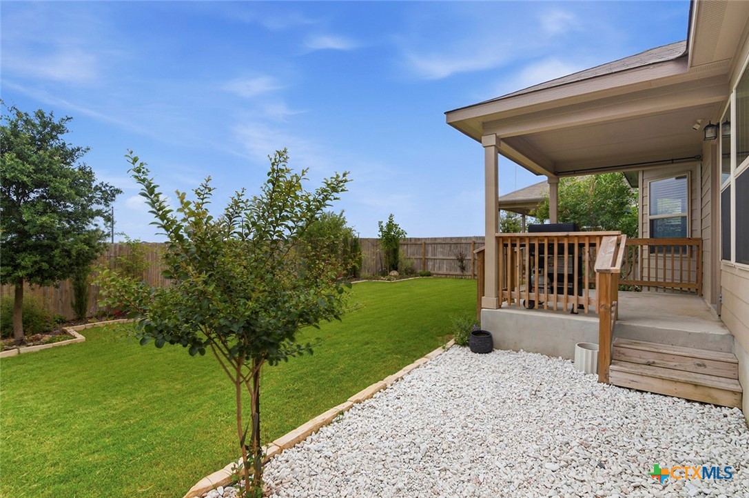2905 Greenbriar Property Photo 6