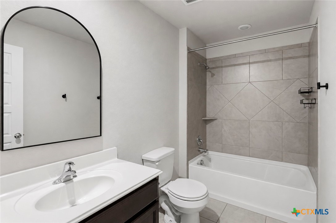 2905 Greenbriar Property Photo 28