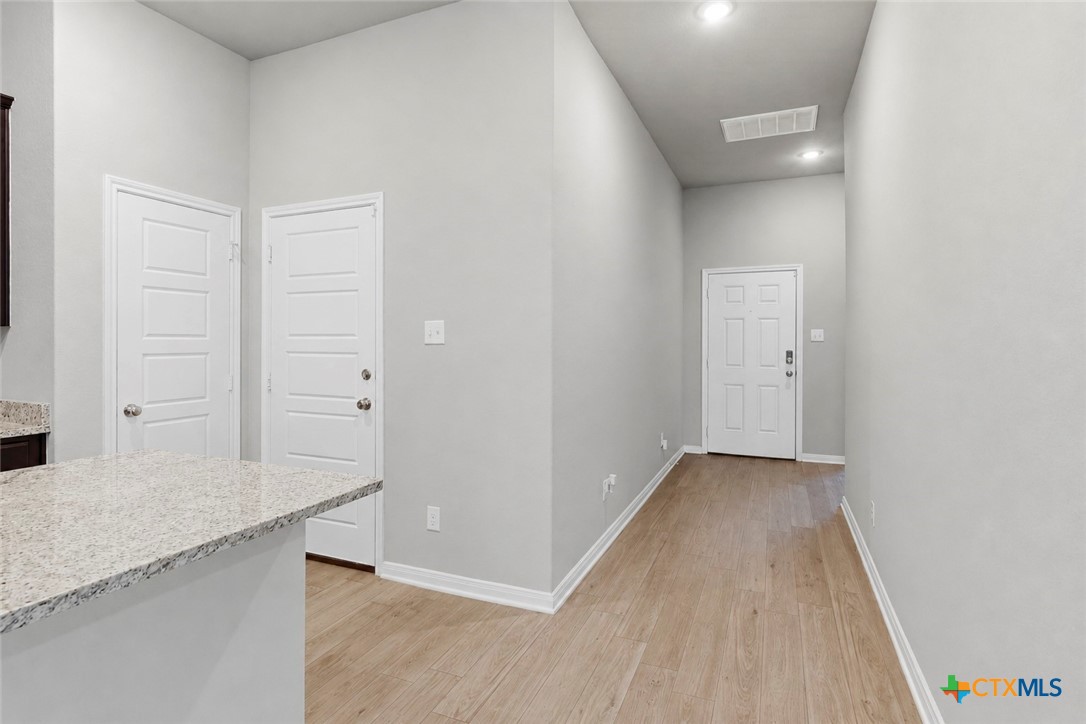 2905 Greenbriar Property Photo 31