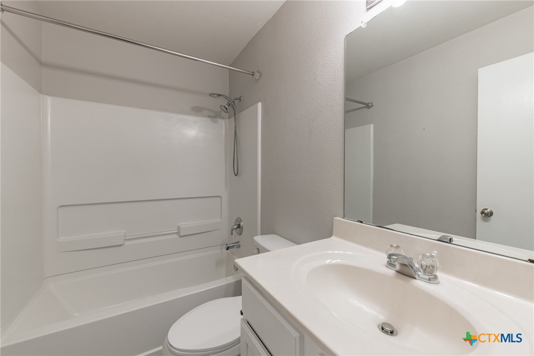 105 Pullman Place Property Photo 10