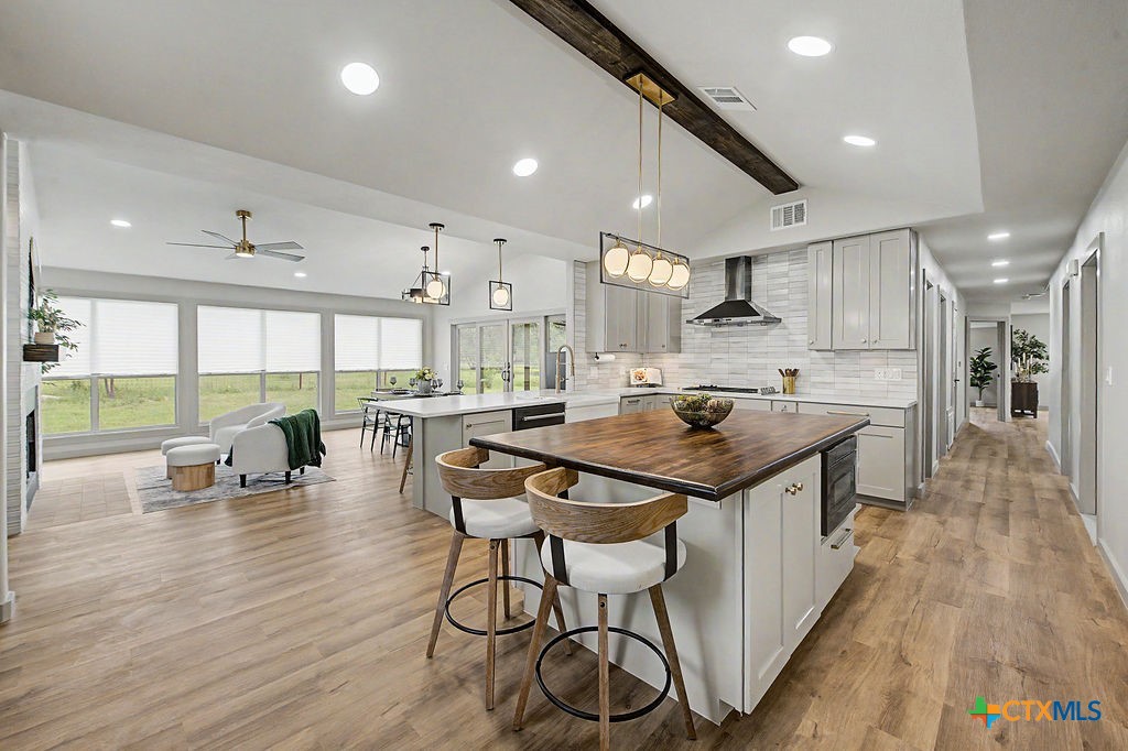 200 E Meadow Lane Property Photo 14