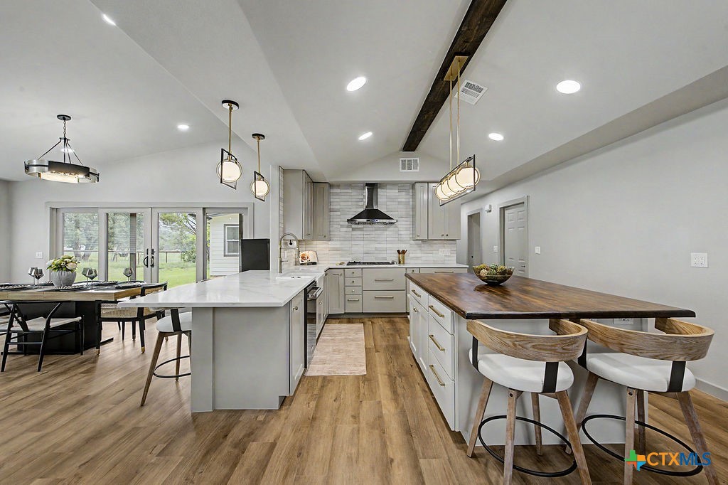200 E Meadow Lane Property Photo 18