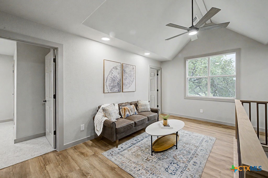 200 E Meadow Lane Property Photo 30