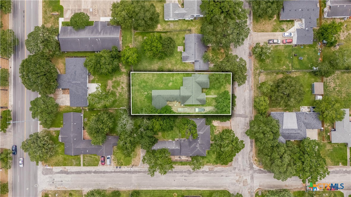 2306 Mac Arthur Street Property Photo 4