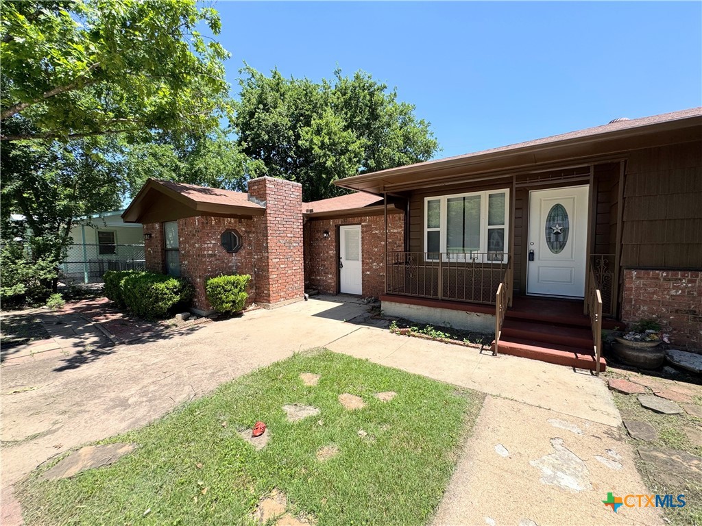 1009 S 3rd Street Property Photo 3