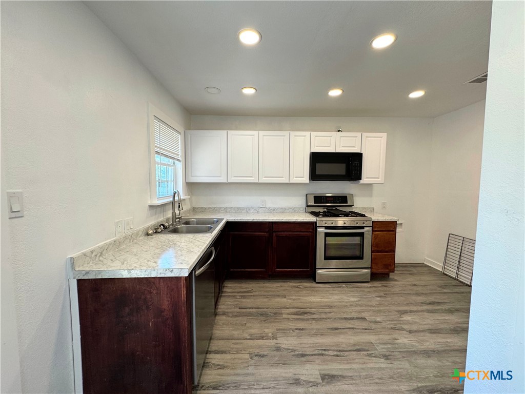 1009 S 3rd Street Property Photo 10