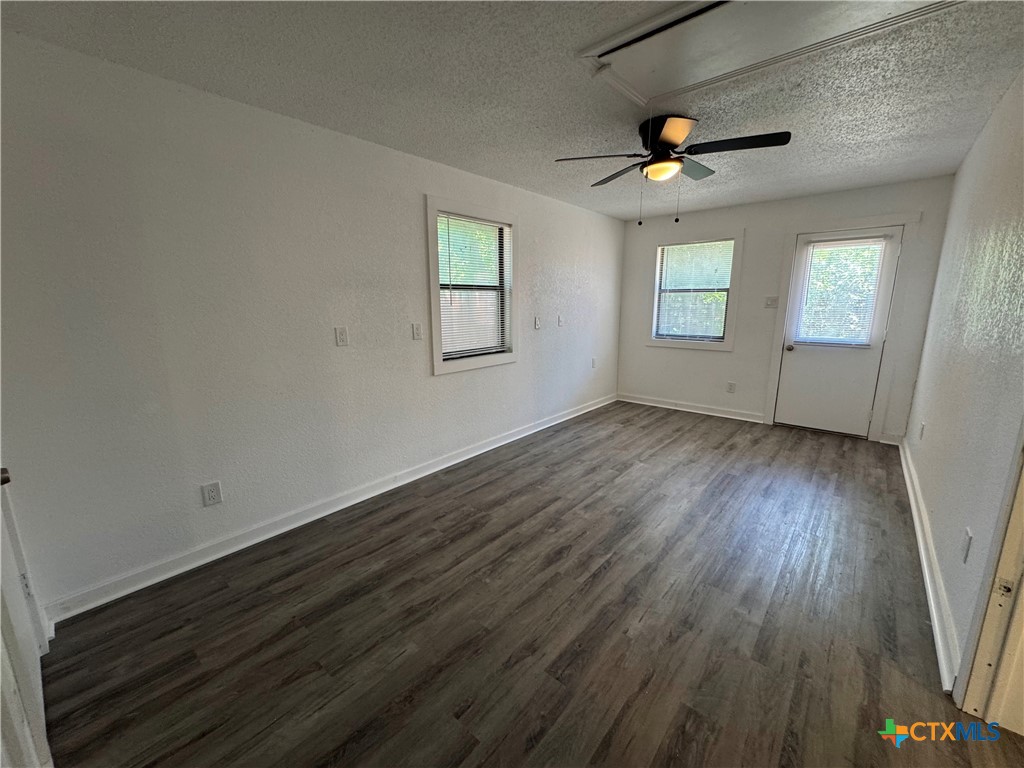 1009 S 3rd Street Property Photo 39