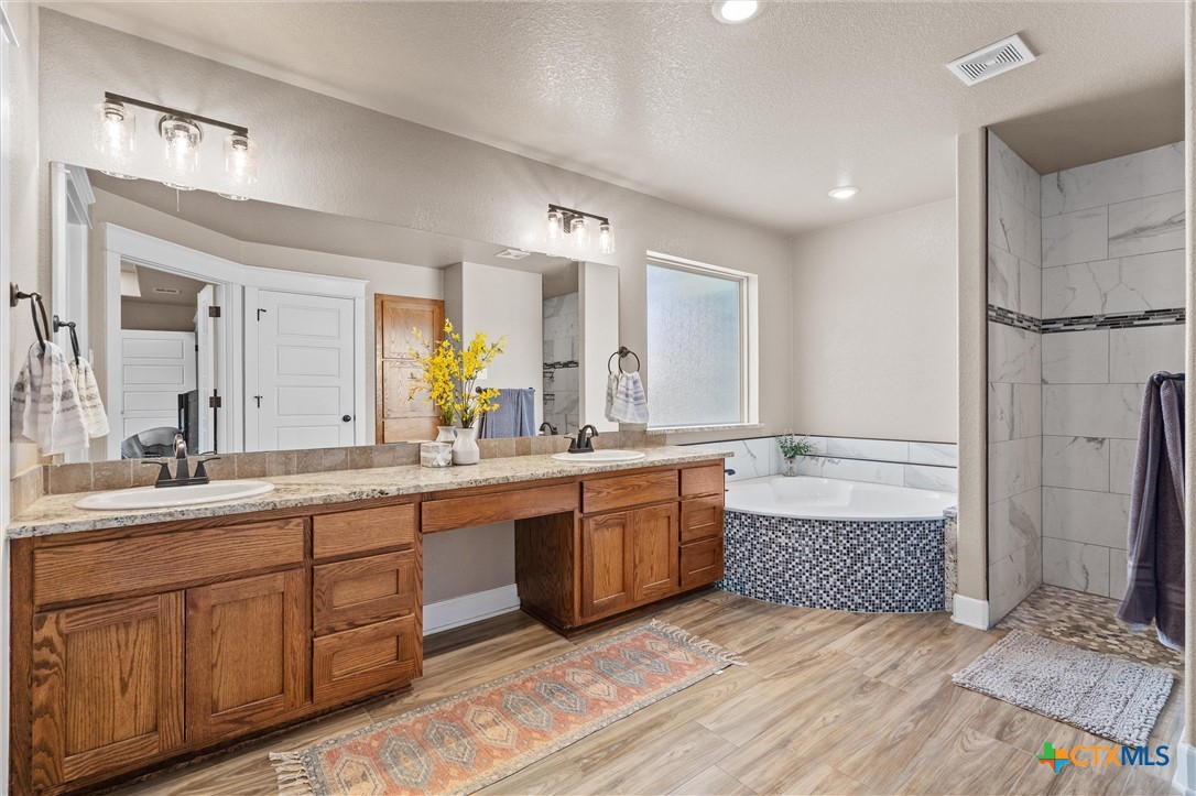 3533 Hooten Bend Road Property Photo 14