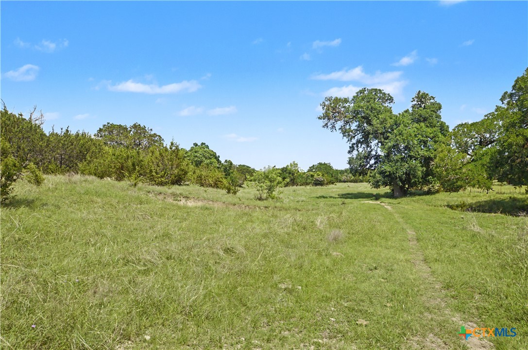 179 E County Road 318 Property Photo 23