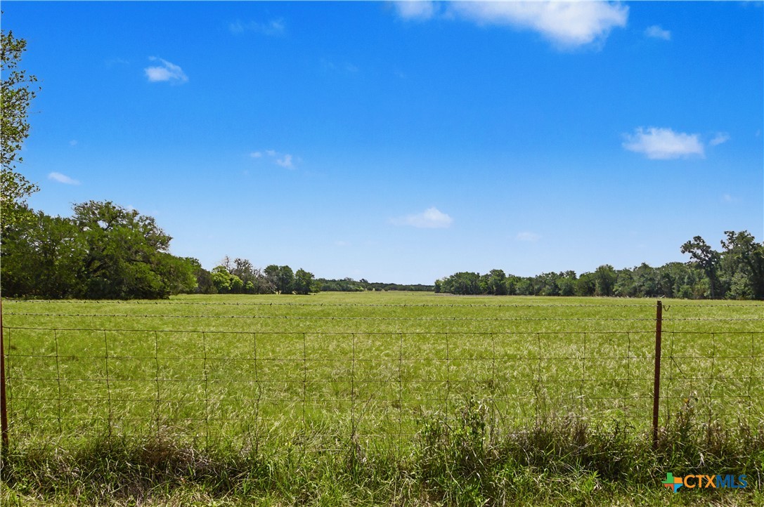 179 E County Road 318 Property Photo 26