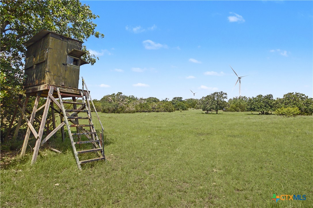 179 E County Road 318 Property Photo 29