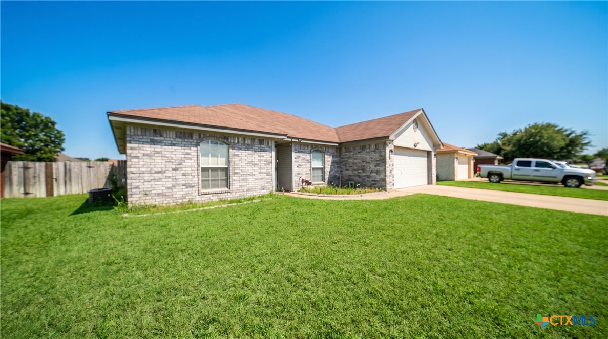 4404 Captain Drive Property Photo 3