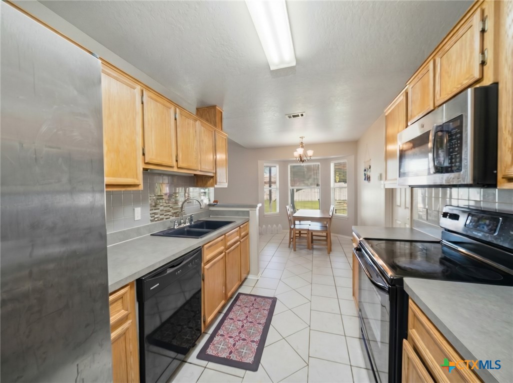 4404 Captain Drive Property Photo 14