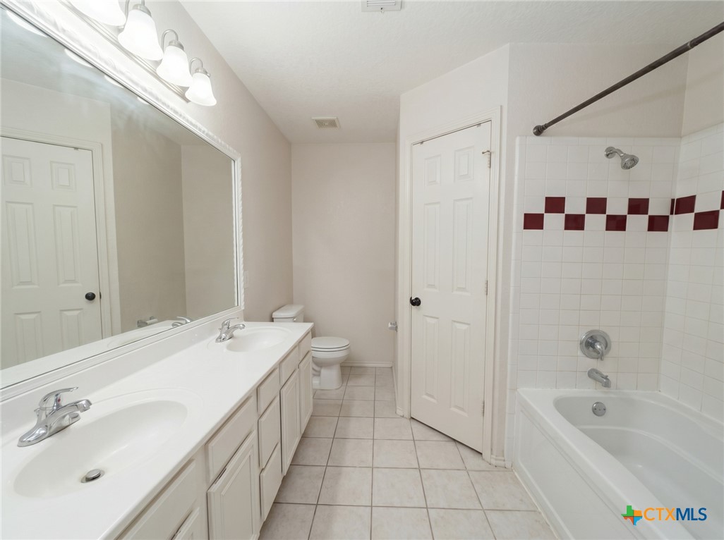 4404 Captain Drive Property Photo 22