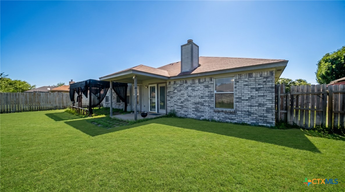 4404 Captain Drive Property Photo 28
