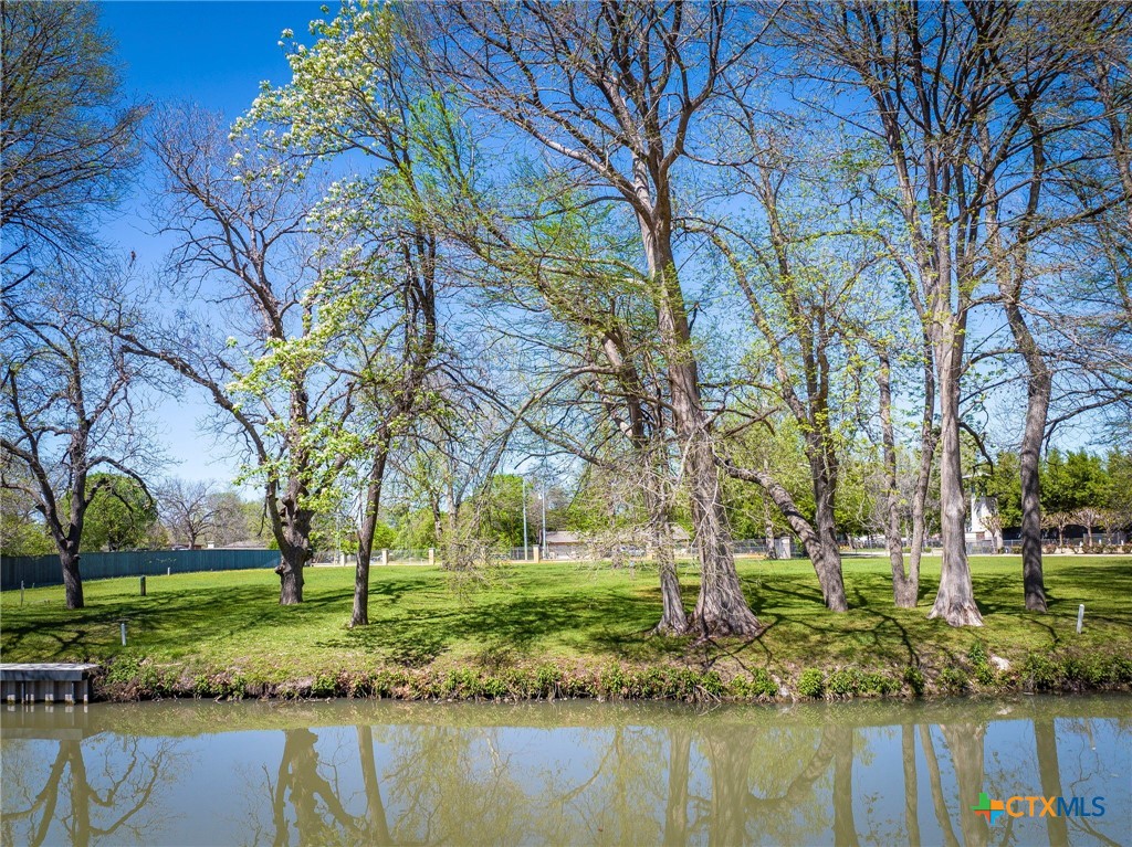108 Cypress Way Property Photo 1