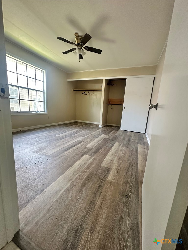 401 Walnut Property Photo 13