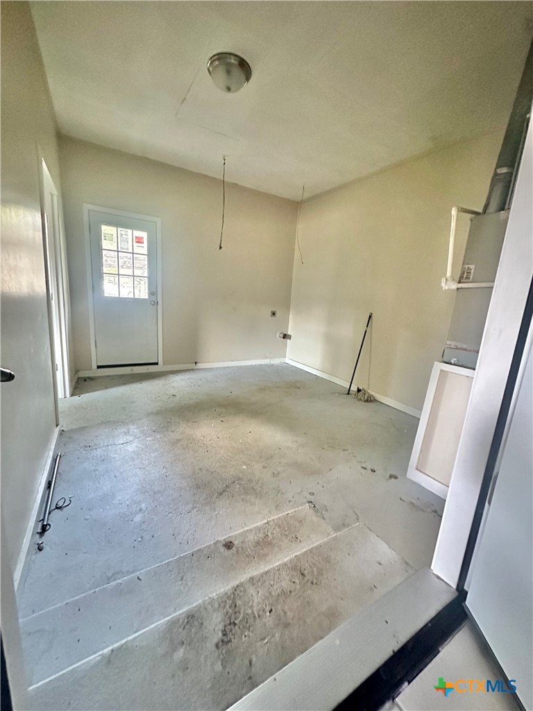 401 Walnut Property Photo 16