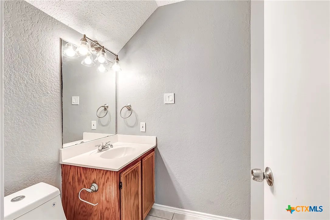 2601 Schulze Drive Property Photo 11