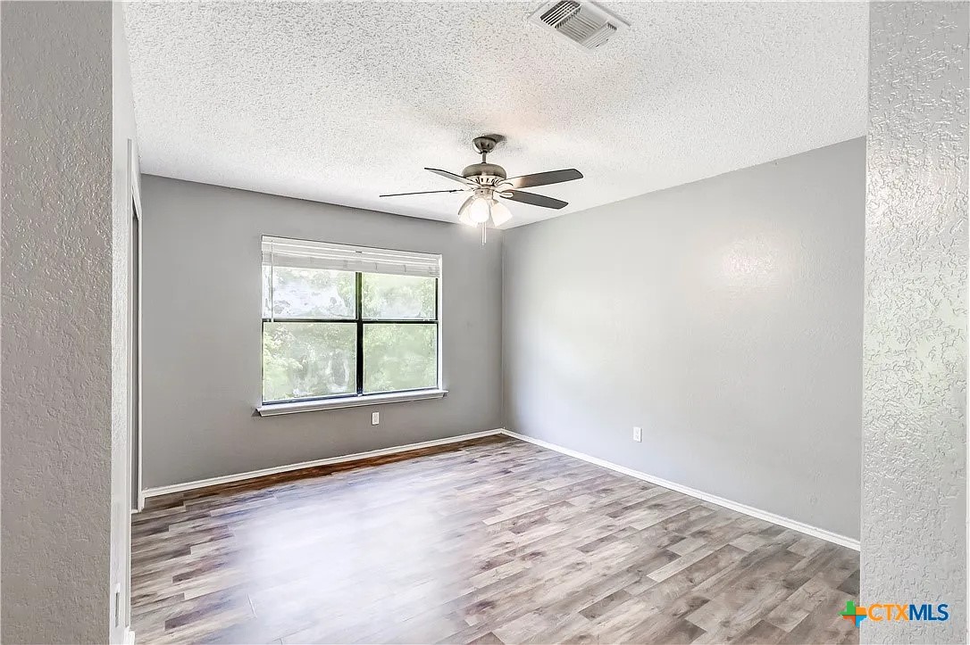 2601 Schulze Drive Property Photo 15