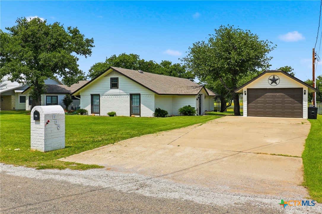 115 Sunset Circle Property Photo 2