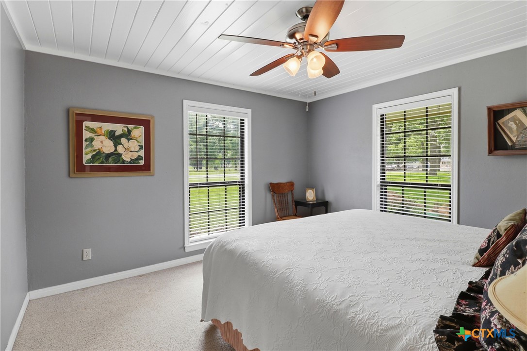 115 Sunset Circle Property Photo 23