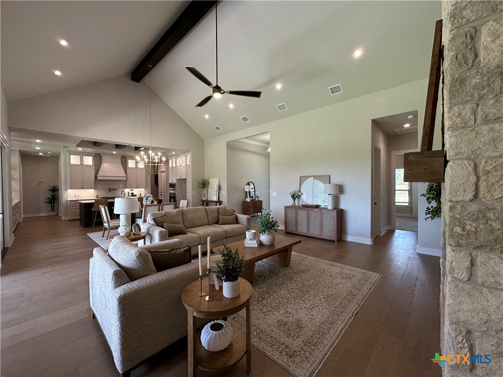 418 Dos Rios Property Photo 7