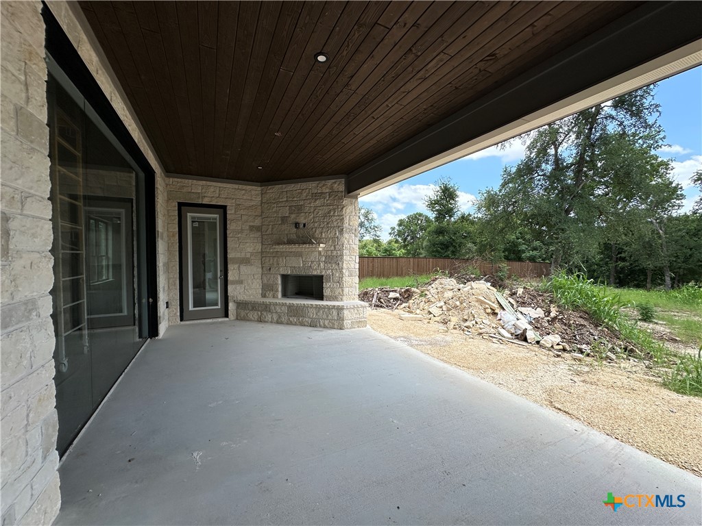 418 Dos Rios Property Photo 13