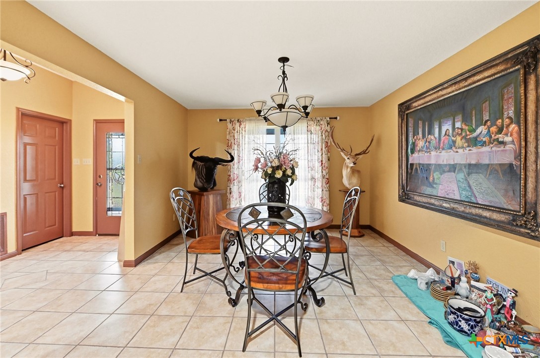 8293 Boenig Road Property Photo 6