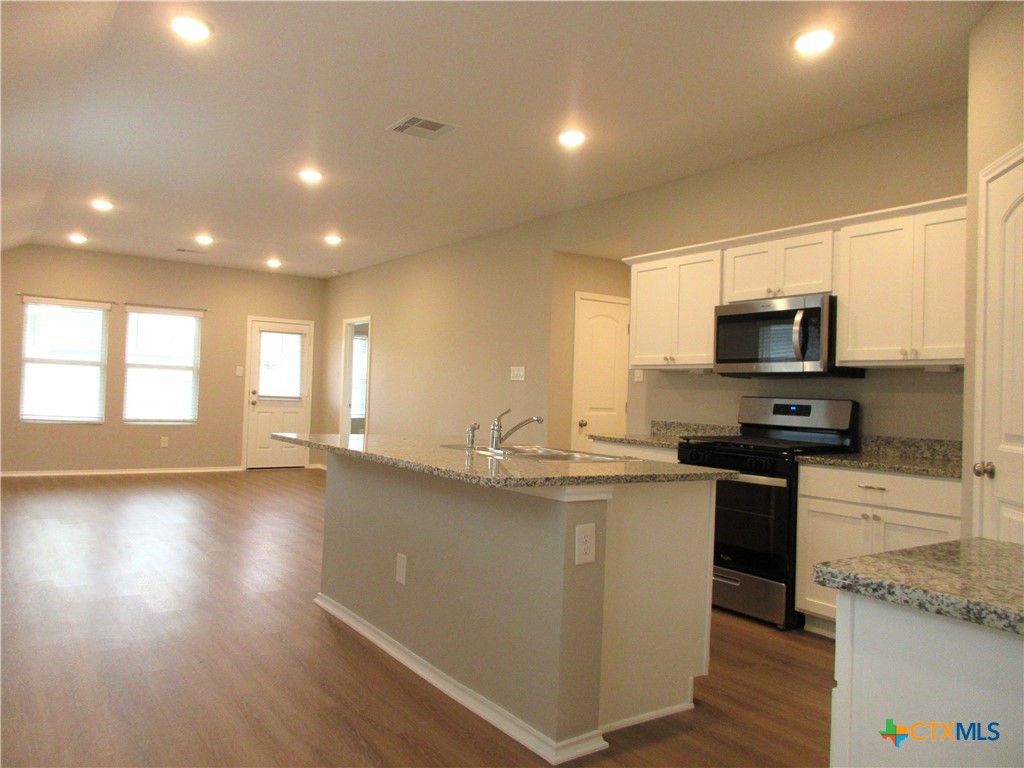 205 Granary Drive Property Photo 2