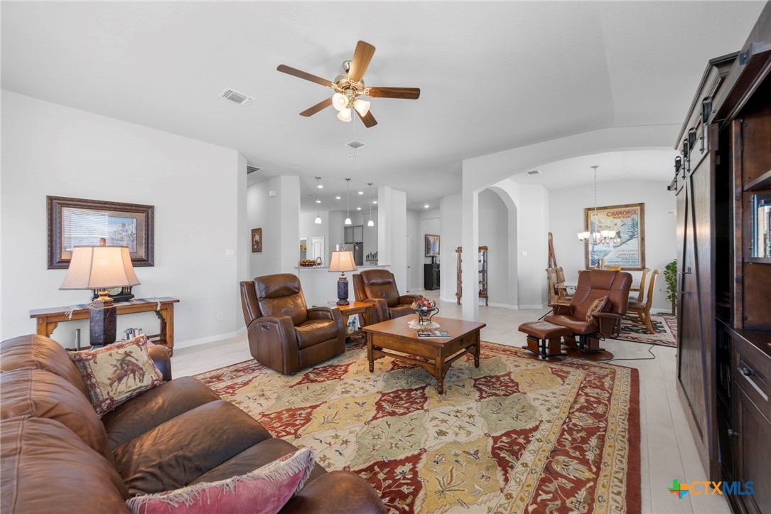 15019 Planeview Drive Property Photo 7