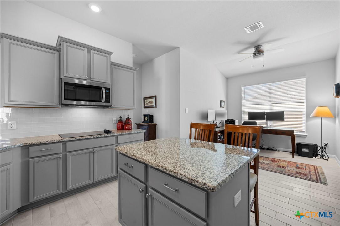 15019 Planeview Drive Property Photo 12