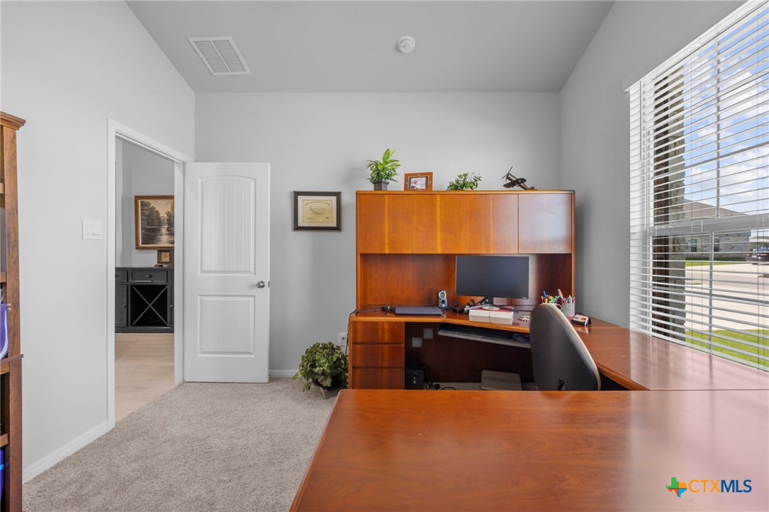 15019 Planeview Drive Property Photo 24
