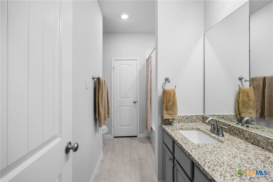 15019 Planeview Drive Property Photo 25