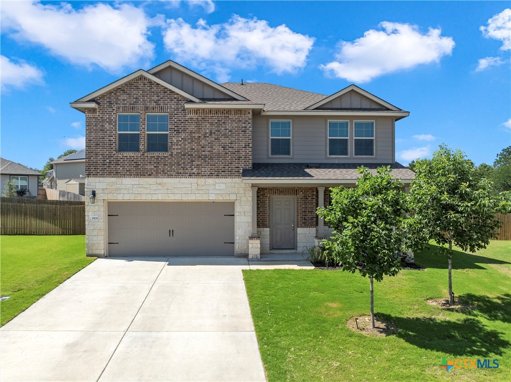 3909 Lorenzen Court Property Photo 1