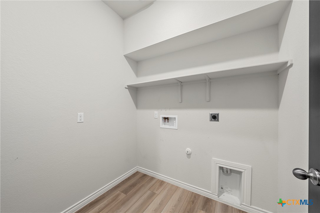 3909 Lorenzen Court Property Photo 29