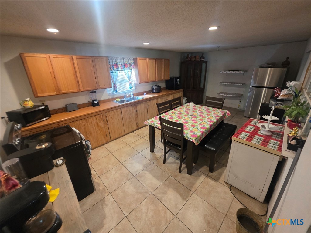 766 Rawhide Road Property Photo 15