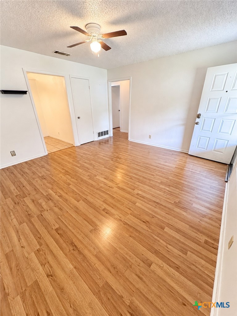 1301 N 10th Street Property Photo 4