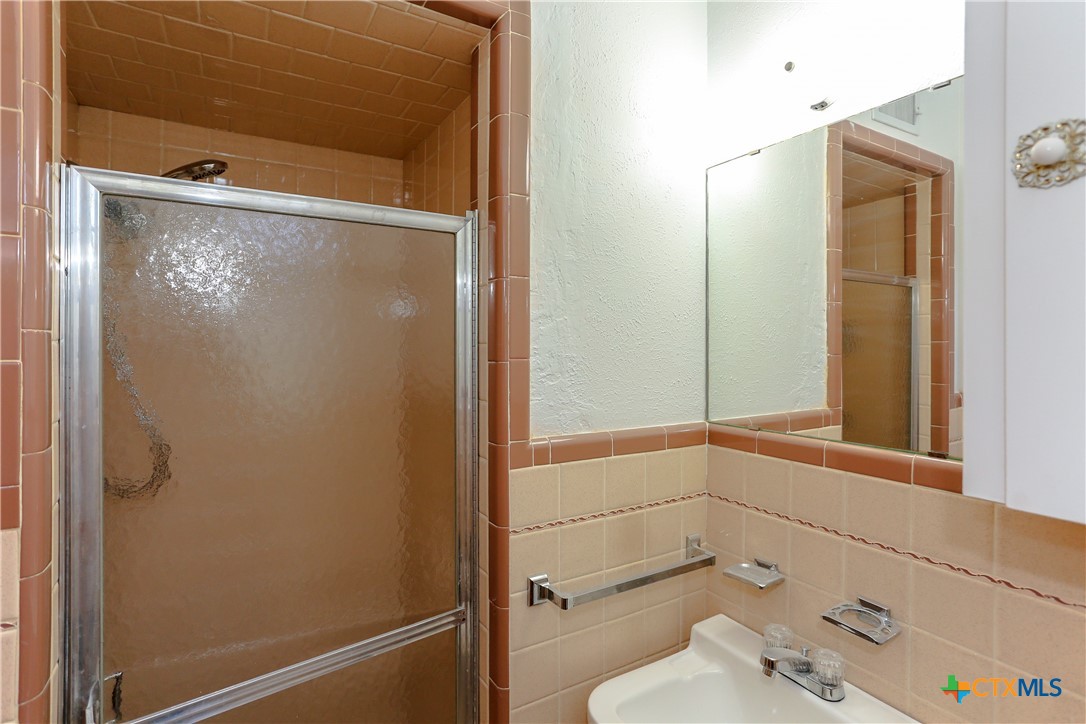 3006 Cordova Drive Property Photo 19