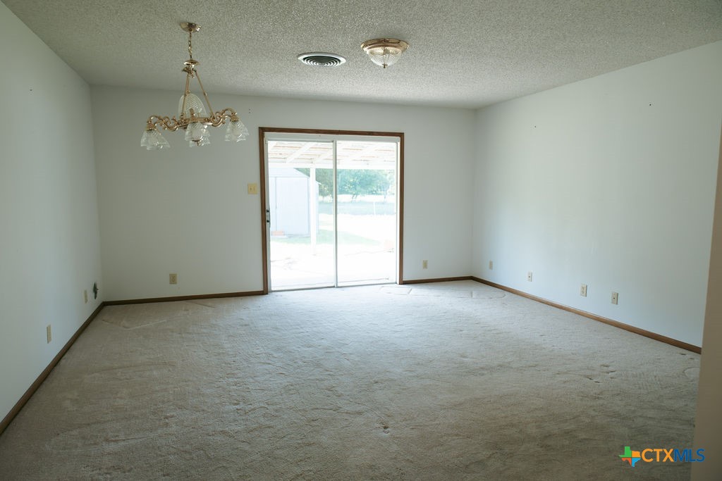 603 S Terry Street Property Photo 7